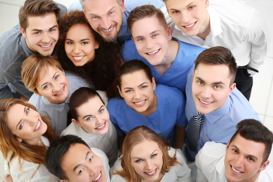 Hochqualifizierte Mitarbeiter (Foto: AdobeStock)