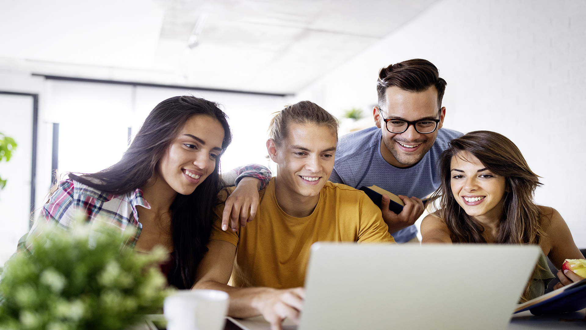 Working at Seibersdorf Labor GmbH - Schüler und Studenten (photo: istock)