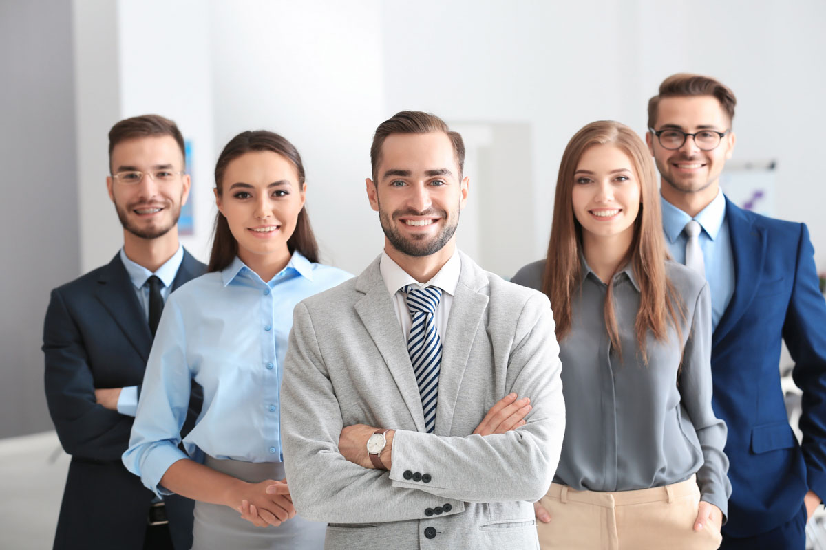 Expert:innen & Führungskräfte